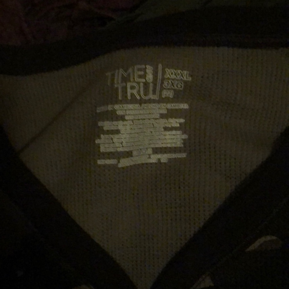 Shirt - Picture 2 of 2